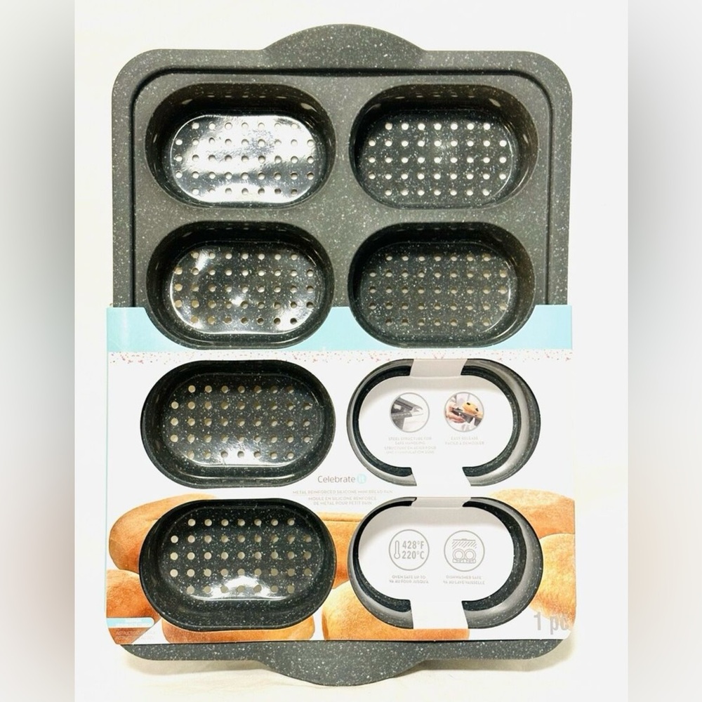Celebrate It metal reinforced silcone mini loaves pan